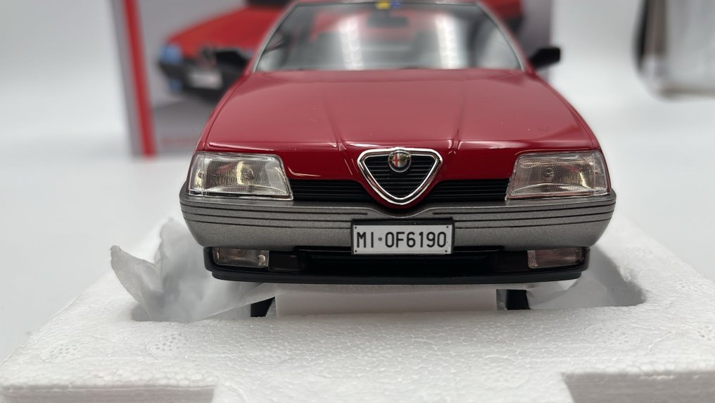 Laudoracing 1:18 - Modellino di auto - Alfa Romeo 164 2.0 Twin Spark 1987 - (cod.A13) #1.0