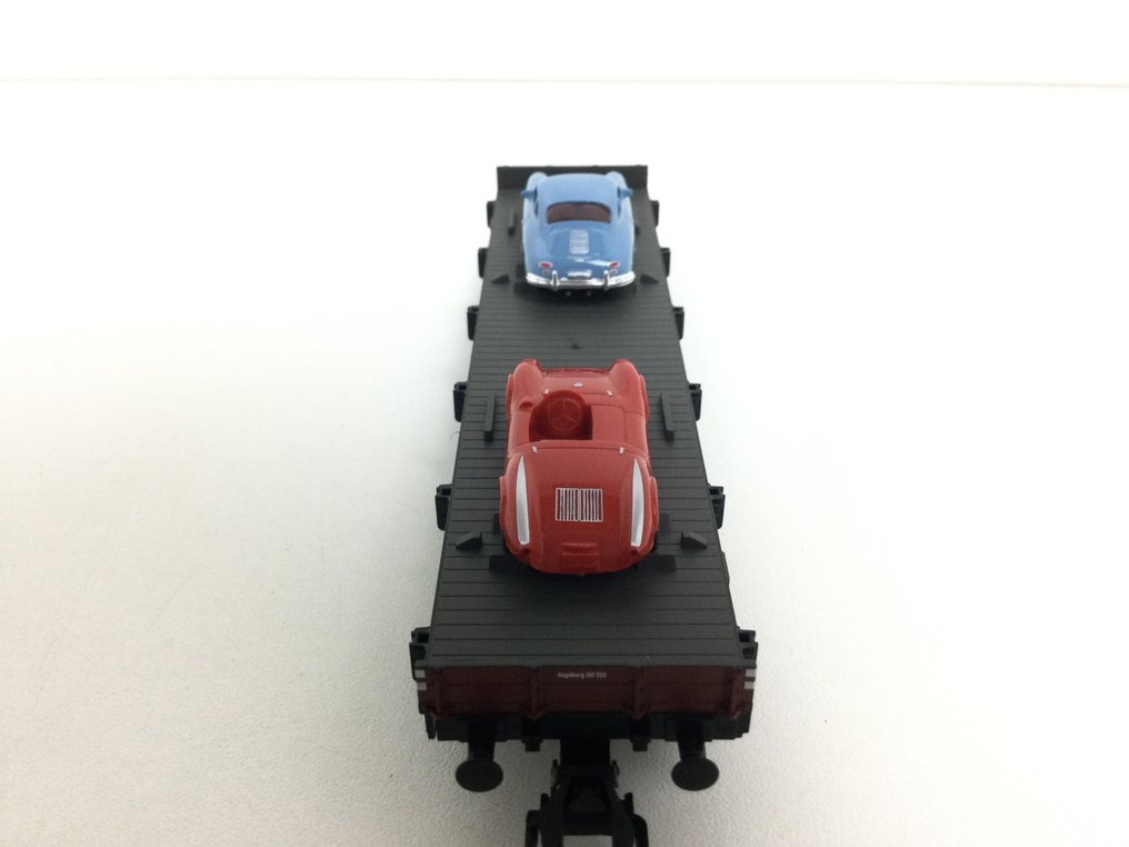 Märklin H0 - 45052 - Modeltrein goederenwagon (1) - Autotransportwagens "70 jaar Porsche-sportwagen 2" - DB #3.2