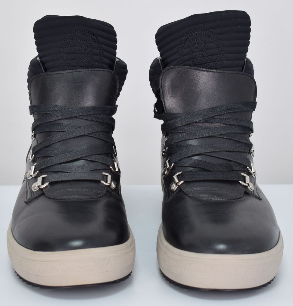 Bogner Anchorage Premium Leather With Patented Fold-Out Spikes System - Scarpe basse - Misura: EU 42 #1.0