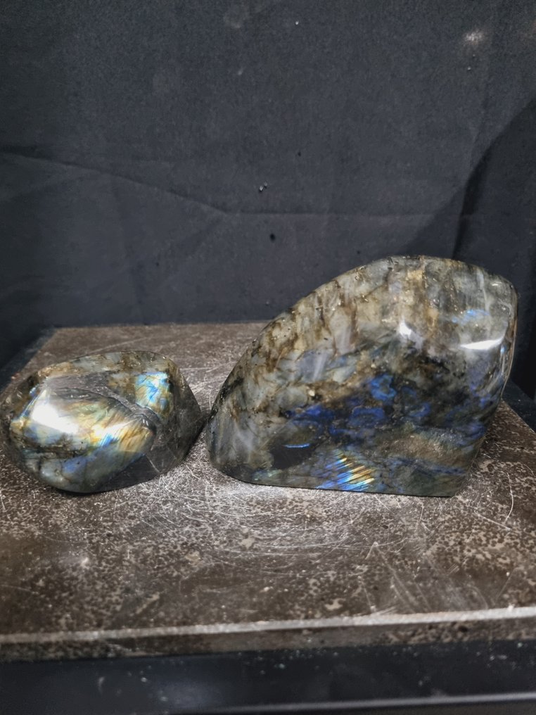 HQ set med 2 labradorit-skulpturer – vacker glans! Friform- 1174 g #4.3