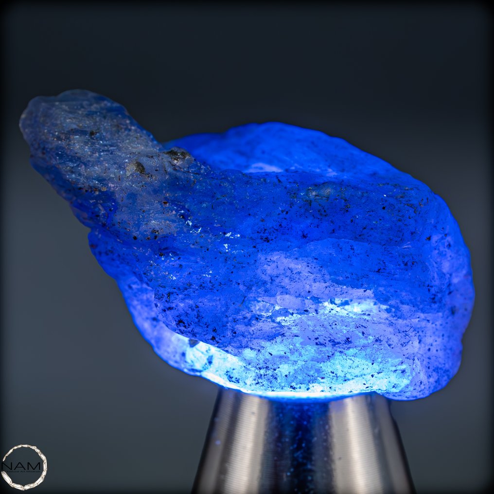 天然、稀有的坦桑石原矿晶体 浓郁蓝色宝石独一无二 - 37,35 克拉- 7.47 g #2.1