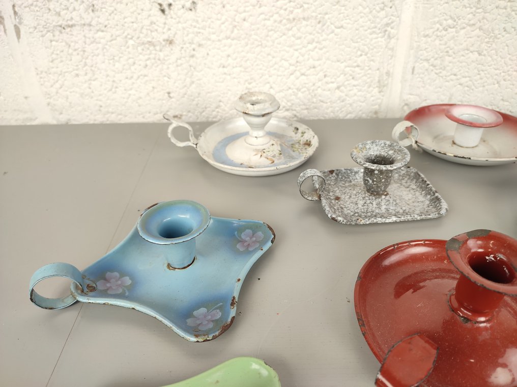 Candlestick (9) - Enamel - Collection of enamel badges #2.1