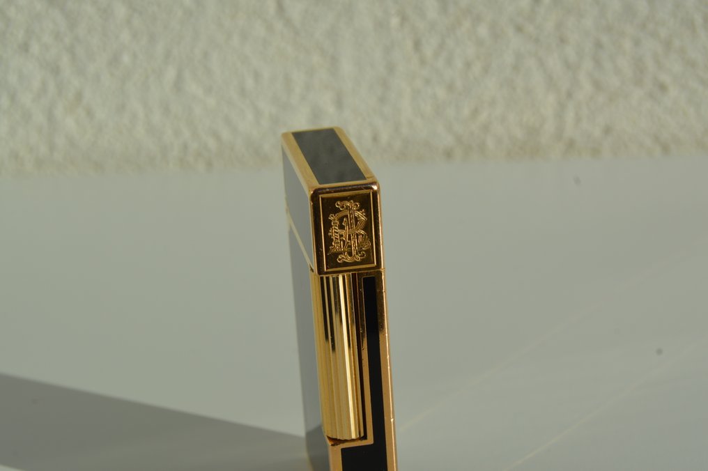 Line 2 Large - Chinese Laquer Noire, First Edition - Brichetă de buzunar - Placat cu aur, Lac #3.2