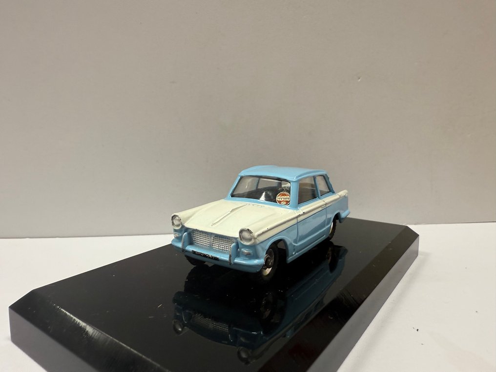Dinky Toys - Model samochodu - 189 - Triumph Herald - Zapakowane w pudełko #1.0