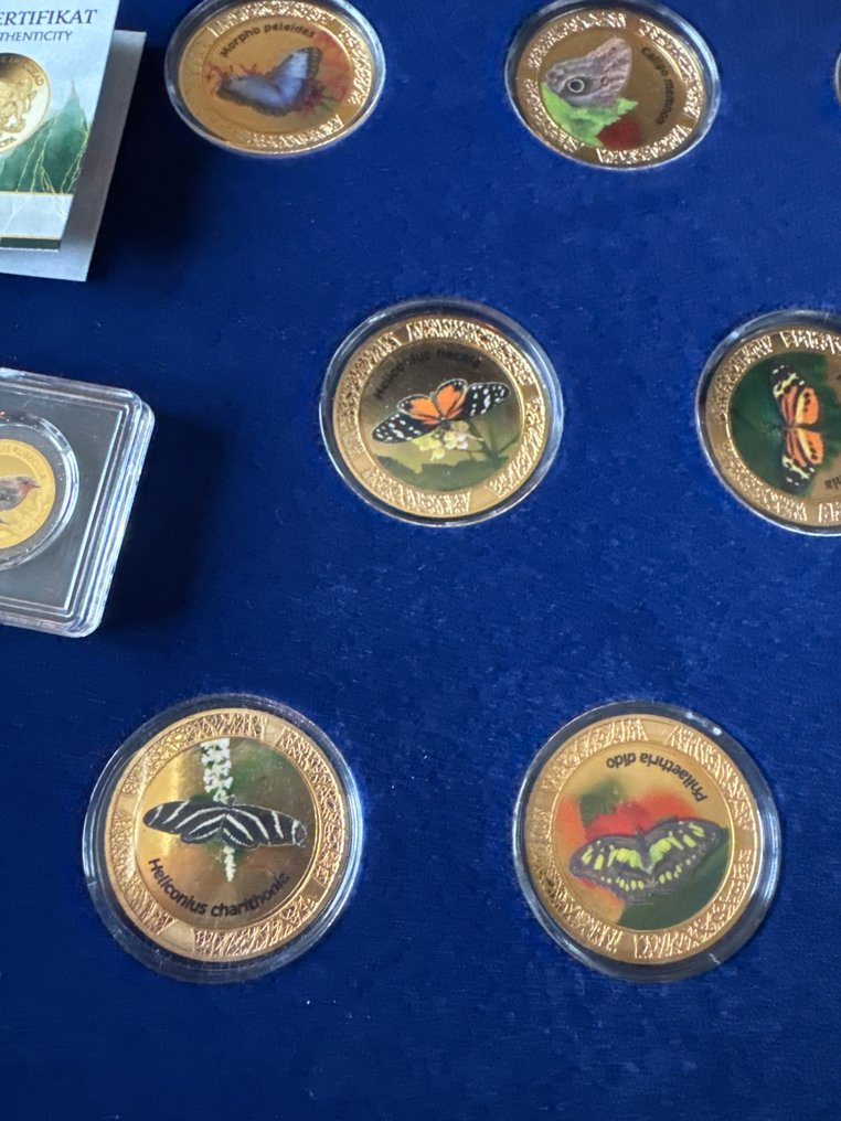 World, Chad. 2020 Schmetterlinge - 8 x 14,6 g mit Box und CoA und Rotkehlchen 1/1000 oz Gold (No reserve price) #2.1