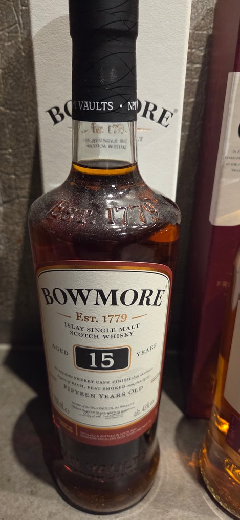 Bowmore 15yo + Glenlivet 15yo - 70 cl - 2 flasker #4.3