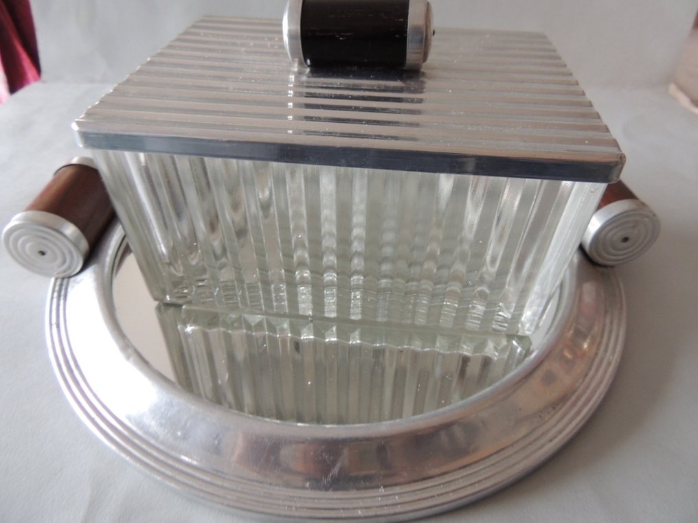 Biscuit box - Old and very pretty glass box for biscuits, candies, or sugar with thick glass and geometric Art #4.3