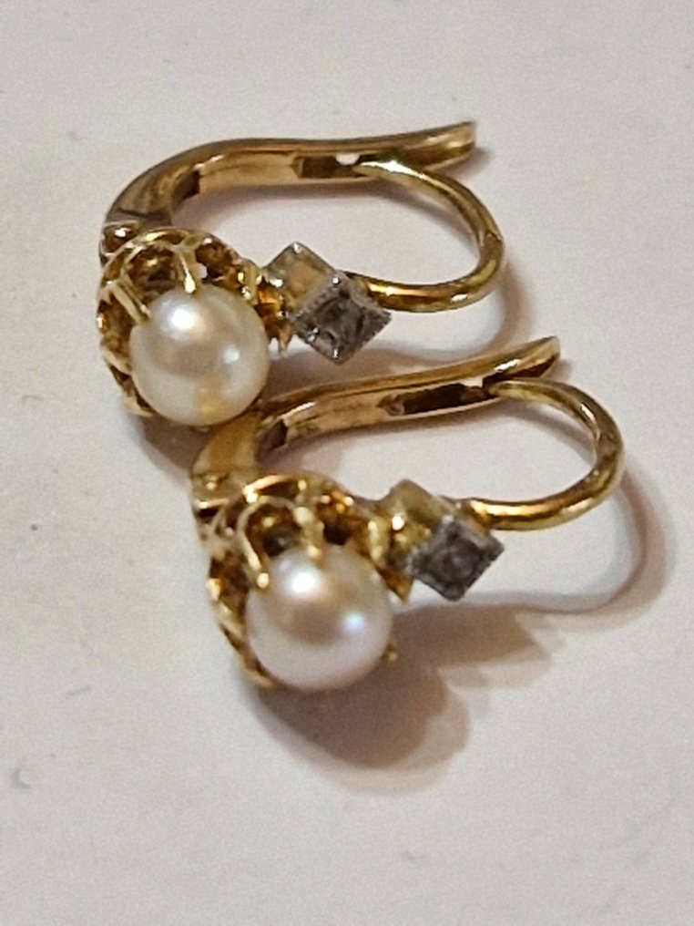 Ei pohjahintaa - Korvakorut - 18 kt. Keltakulta Helmi - Timantti - Dormeuses 30-40-luvuilla #4.3