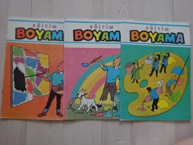 Hergé - 17 Set of 17 drawing books from 6 different countries. - Kuifje #2.1