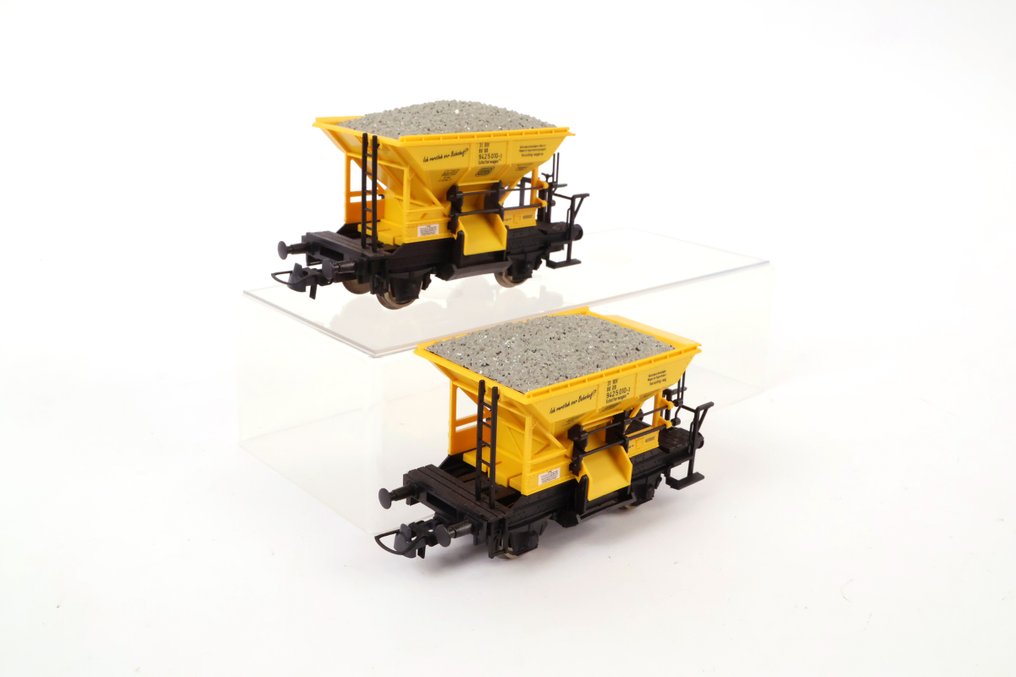 Roco H0 - 56363 - Model wagonu towarowego (2) - Dwa żółte wagoniki młynowe - DB #1.0