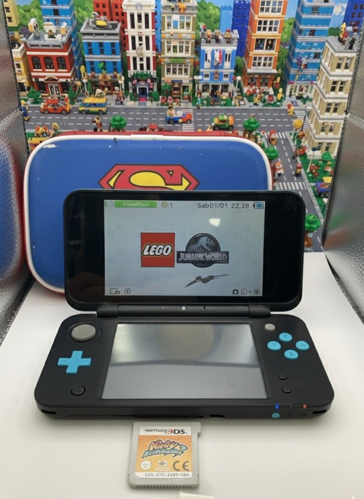 Nintendo - New Nintendo 2DS XL - Nintendo New 2DS XL - Video game console - Without original box #1.0