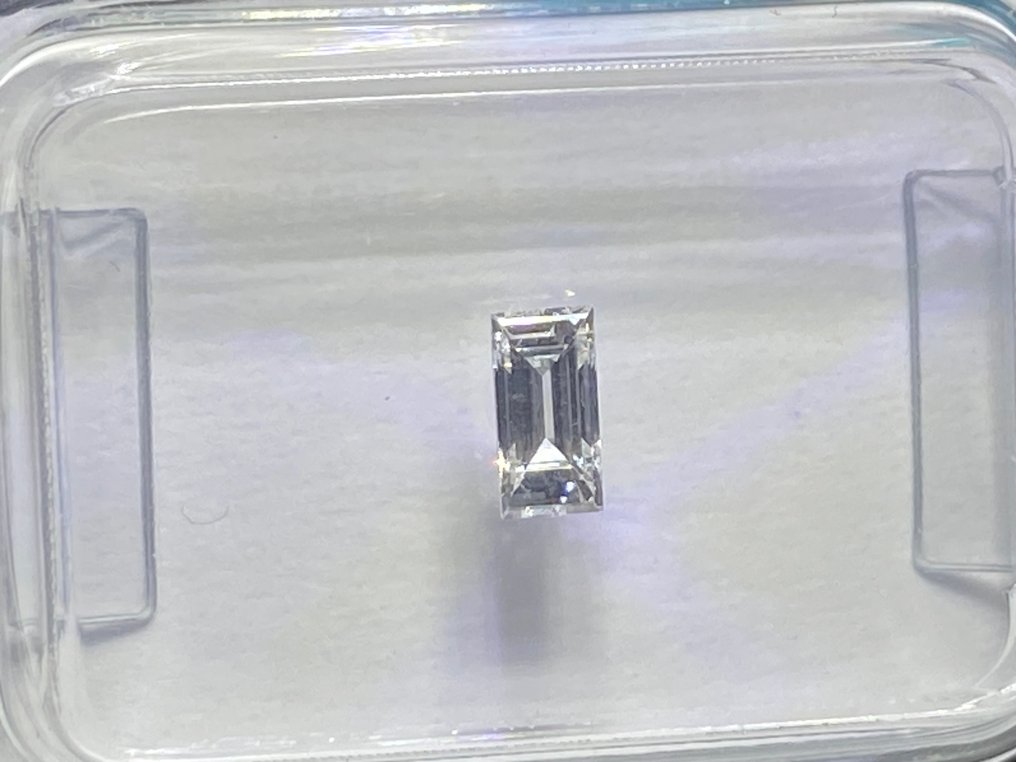 没有保留价 - 1 pcs 钻石  (天然)  - 0.24 ct - 锥形 - E - VS2 轻微内含二级 - 国际宝石研究院（IGI） #2.1