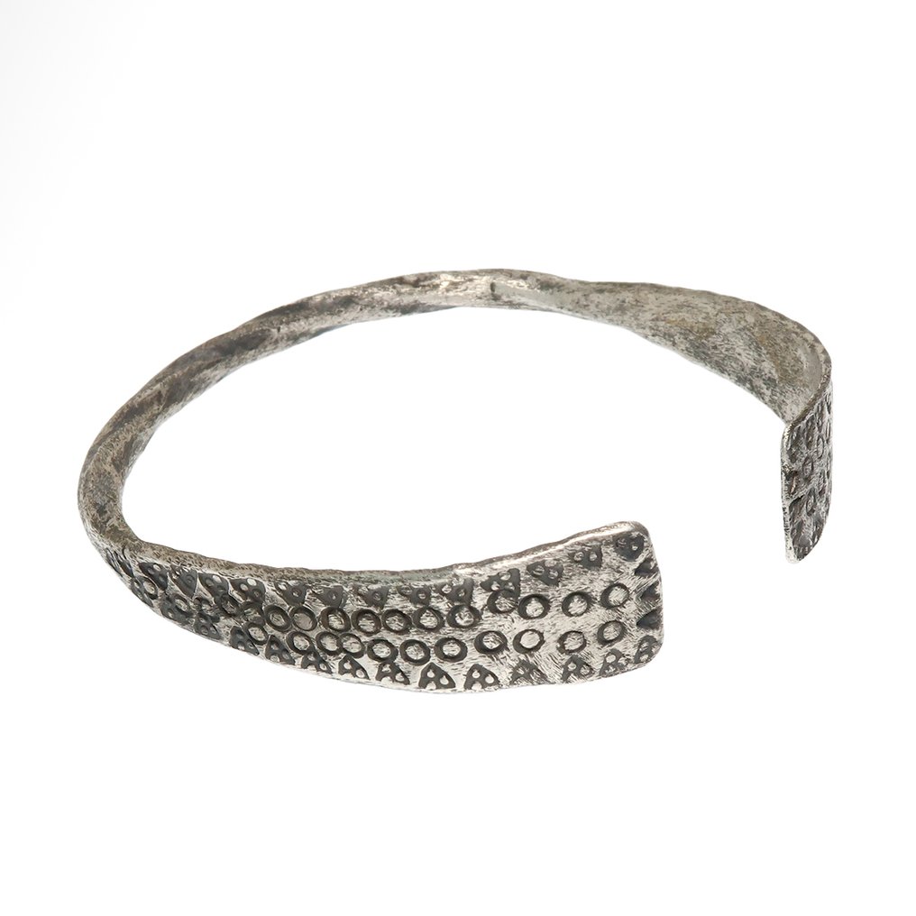 Replik eines Viking Silber Armband mit Wolfzahn-Dekoration #4.3