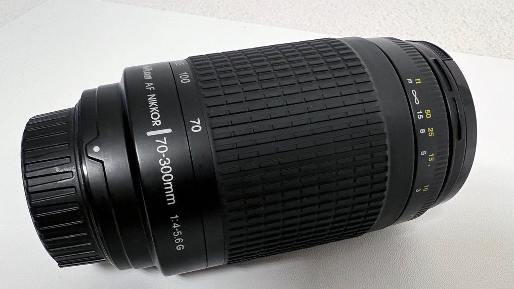 Nikon AF Zoom-Nikkor 70-300 (4-5.6G) Zoomlens #3.2