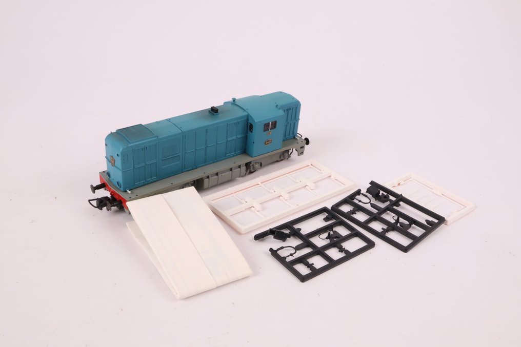 Philotrain / Holland Rail H0 - Lokomotywa spalinowa (1) - Seria 2400 - 2401 - Philofinish niebieski - NS #1.0