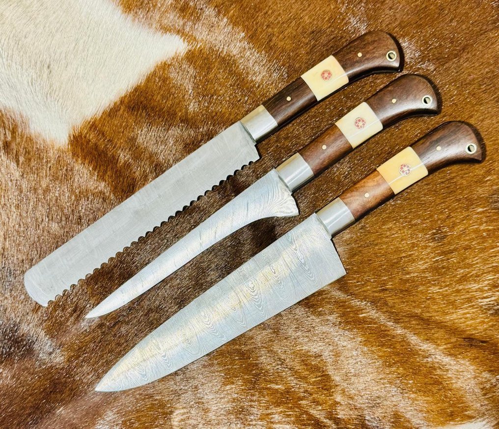 Μαχαίρι κουζίνας -  Σετ μαχαίρια κουζίνας (0060) - Χειριστήριο και λάμα από American Rose Wood και Camel Bone, κατασκευασμένα από διπλωμένο ατσάλι - Ηνωμένο Βασίλειο - Σετ μαχαίρια κουζίνας #1.0