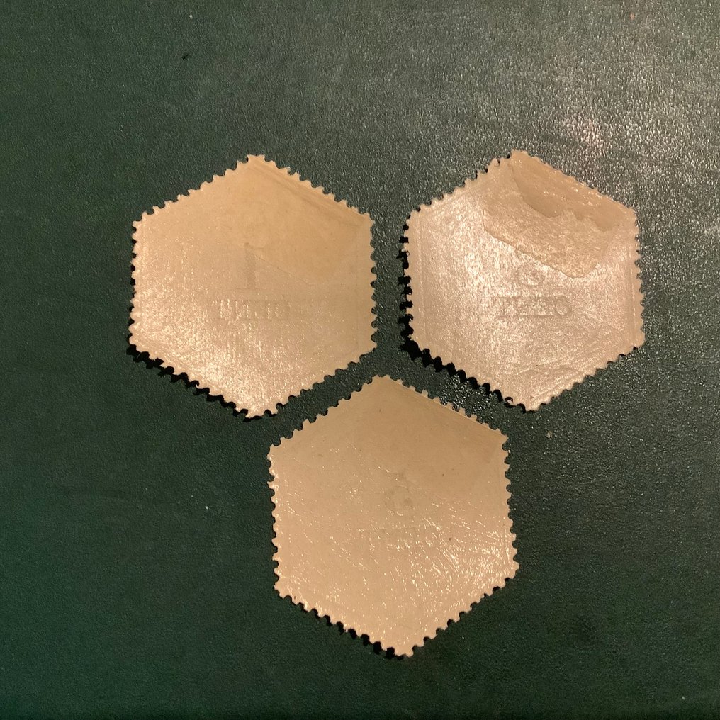 Netherlands 1877 - Telegram stamps of 1, 3, and 5 cents — no retail price. - NPVH TG1/TG3 #2.1