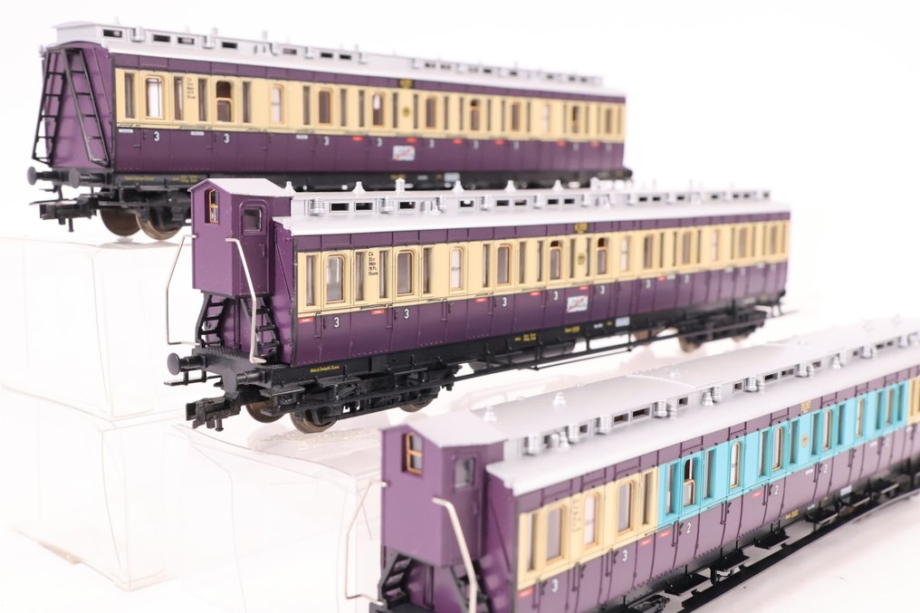 Fleischmann H0 - 5870/5871/5872 - Wagon de passagers pour trains miniatures (3) - Trois véhicules de circulation rapide dans la Ruhr - DRG #4.3
