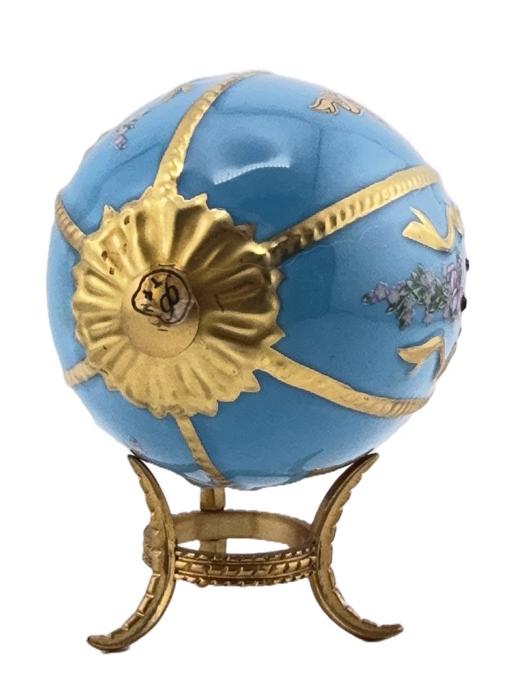 法貝熱彩蛋 - 皇室珠宝蛋，镶嵌24K金，并镶有小宝石。 - 瓷器, 鍍金 #1.0