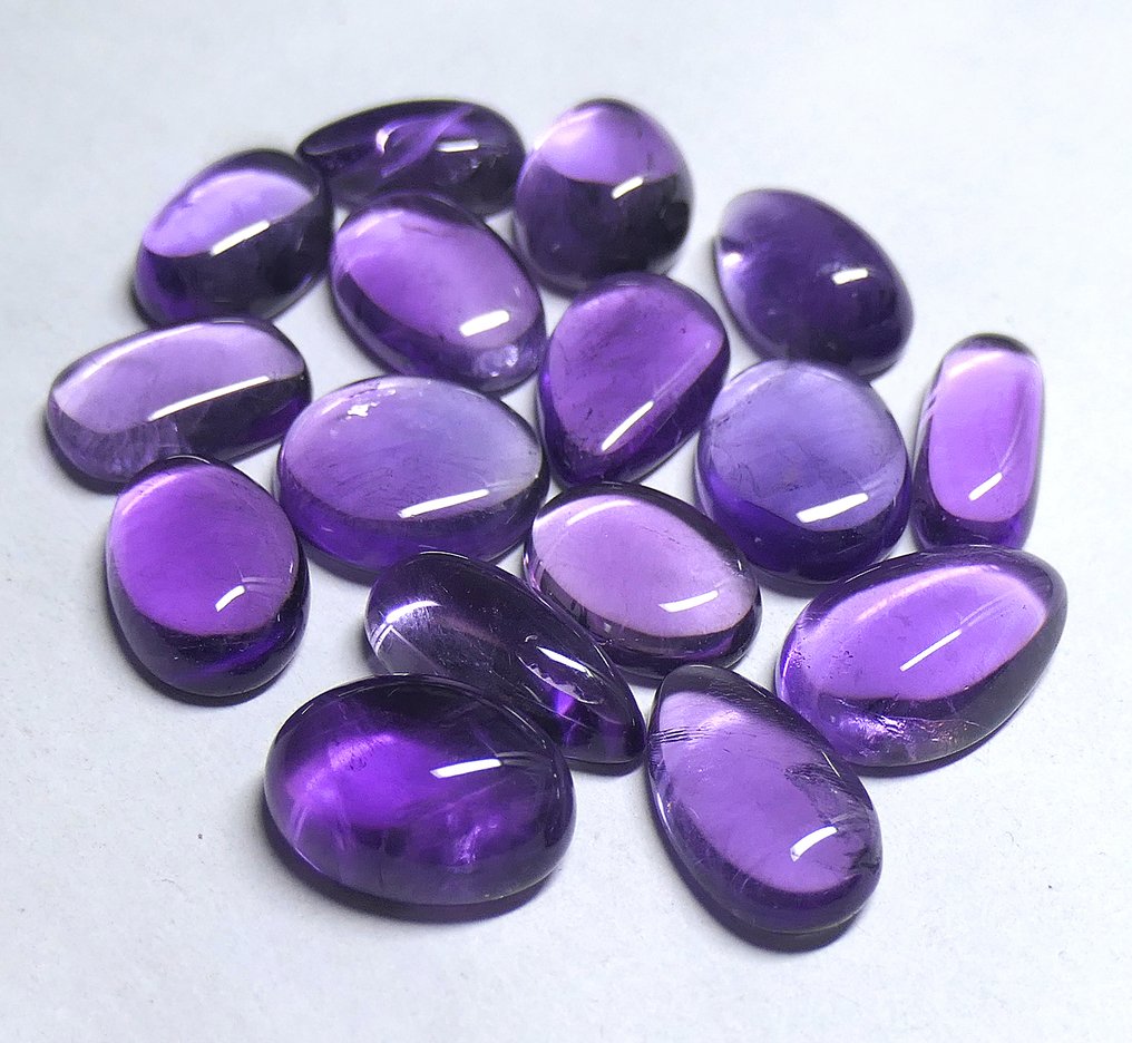 Υπέροχη συλλογή από 100% φυσικές αμέθορθες. Καμποσόν- 28.28 g - (16) #1.0