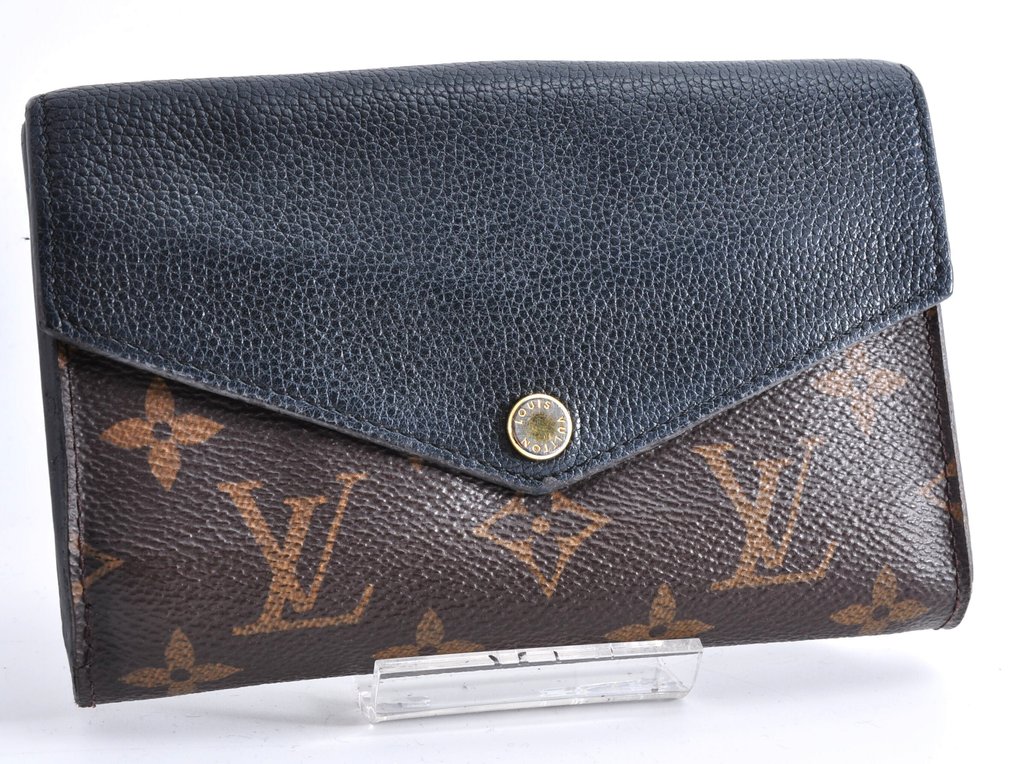 Louis Vuitton - Bi-fold wallet #1.0