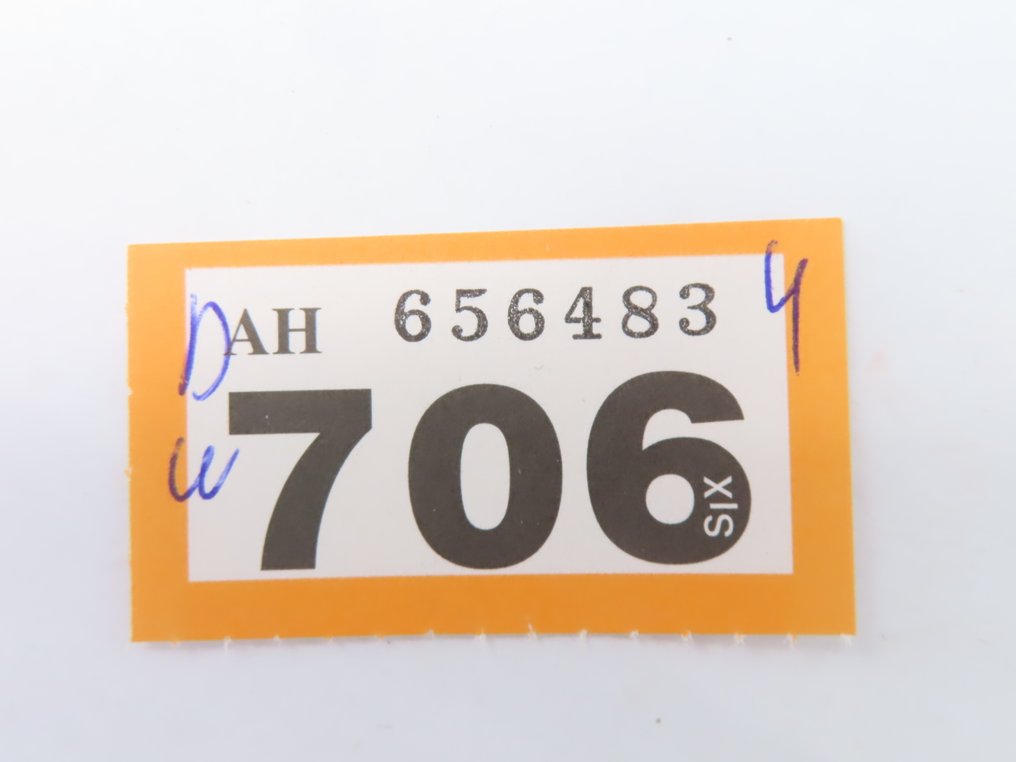 Roco H0 - 46014 - Modellbahn-Güterwagen (5) - 5x 2-achsige geschlossene Güterwagen mit Aufdruck 'Hamburger Abendblatt' - DB #1.0