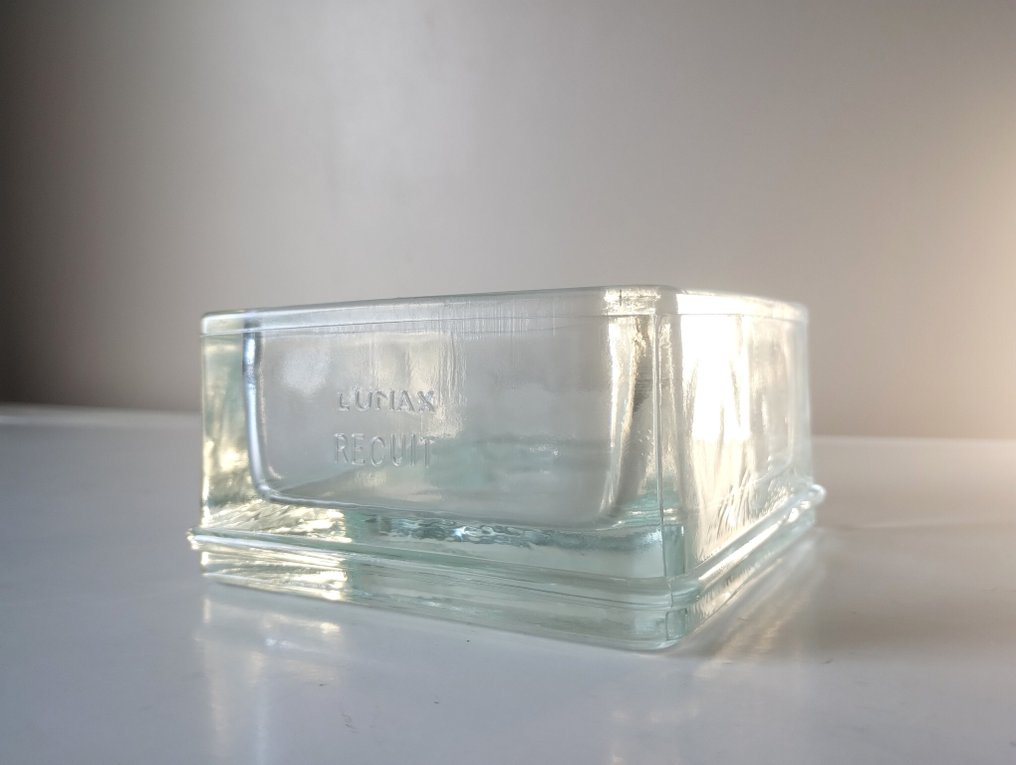 Vide poche - Le Corbusier (1887-1965) et Charlotte Perriand (1903-1999) - Lumax - Frankrig #1.0