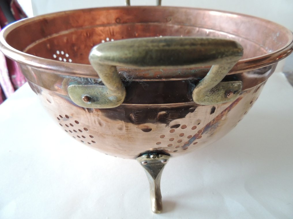 Si - Smuk og stor si i massivt kobber og messing. #3.2