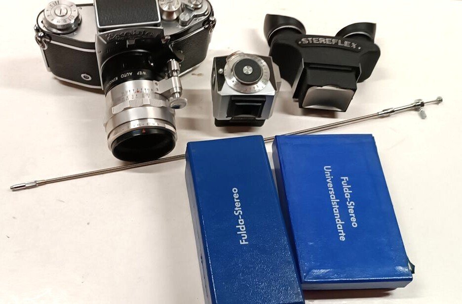 3M Ihagee Dresden Spiegelreflexcam mit Stereovorsätzen, Top Stereo viewer #3.2