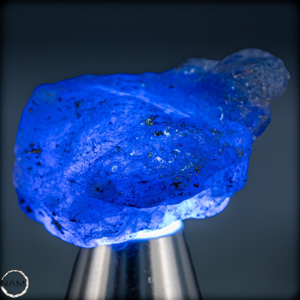 天然、稀有的坦桑石原矿晶体 浓郁蓝色宝石独一无二 - 37,35 克拉- 7.47 g #1.0