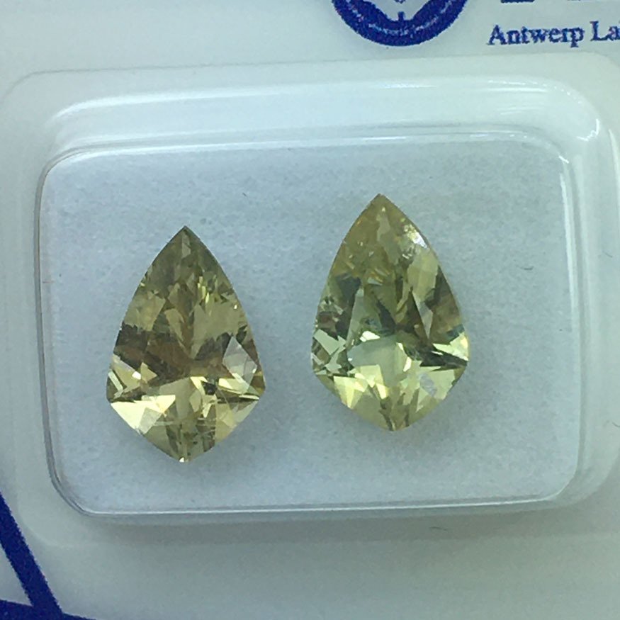 沒有保留價 - 2 pcs  黃色 坦桑石  - 3.01 ct - Antwerp Laboratory for Gemstone Testing (ALGT) - 无热处理黄色坦桑石 #1.0