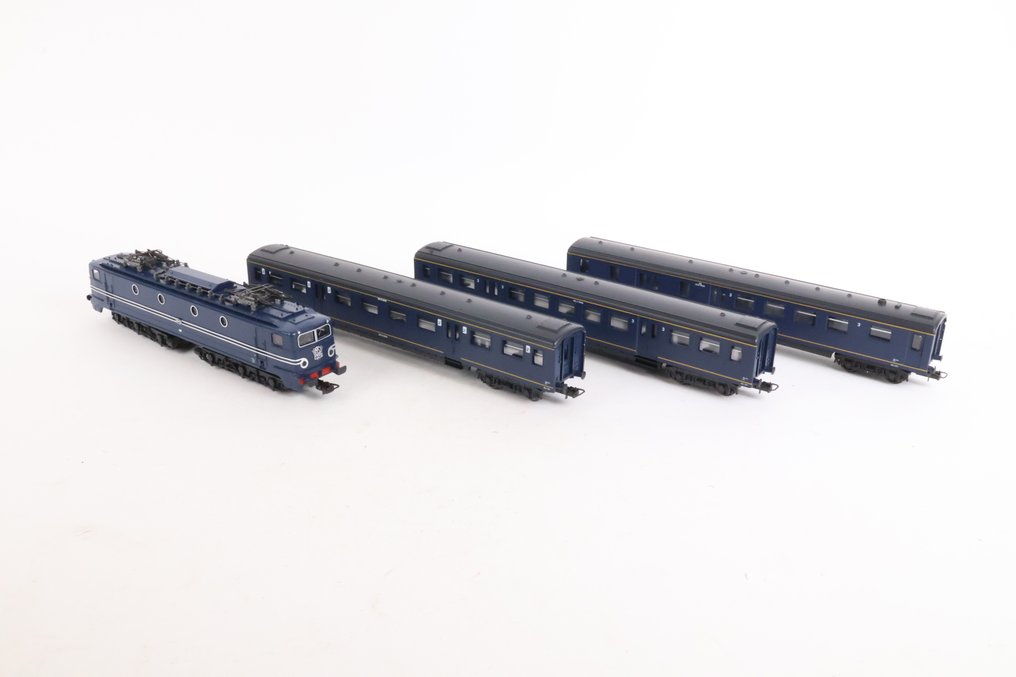 Lima H0 - 149720 - Ensemble de train (1) - Série 1300 avec un train de wagons de plan E. - NS #4.3