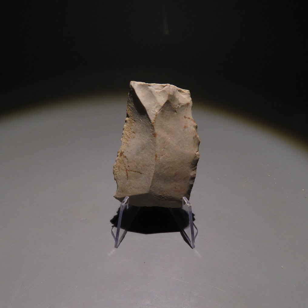 新石器时代 燧石 工具。斯皮恩,公元前4500-3500年。高5.5厘米。西班牙进口许可证。 (没有保留价) #1.0
