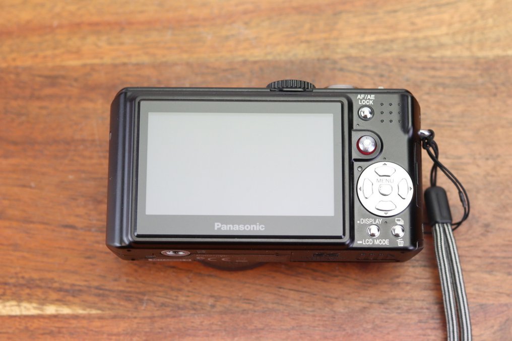 Panasonic Lumix DMC-LX2 Leica D-Lux 3 equivalent Digitale camera #3.2