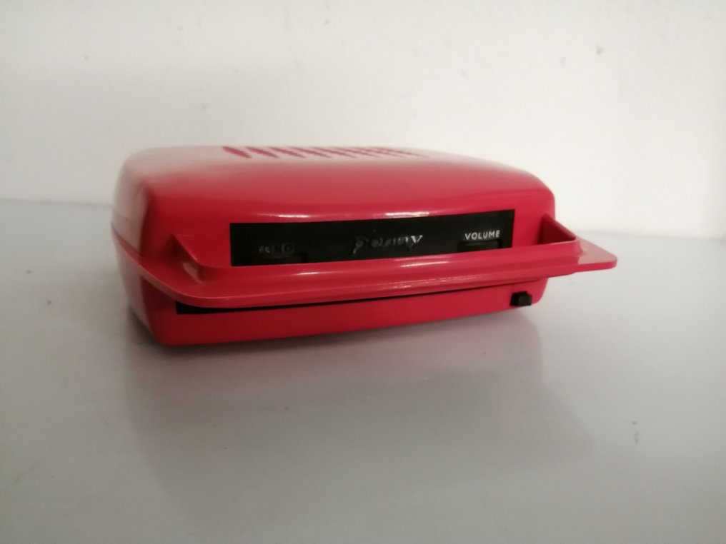 MusicalSound - Red Penny by Mario Bellini Record player #2.1