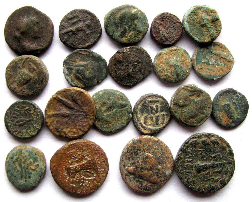 希腊（古代） Lot of 20 Æ coins 4th-1st BC  (没有保留价) #1.0