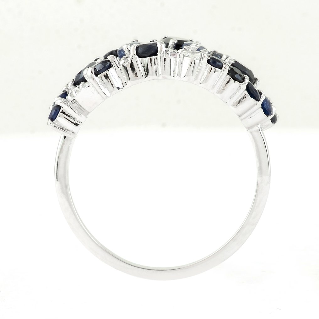 Ingen mindstepris - Ring Platin - 2.42ct. tw. Safir - Safir #3.2