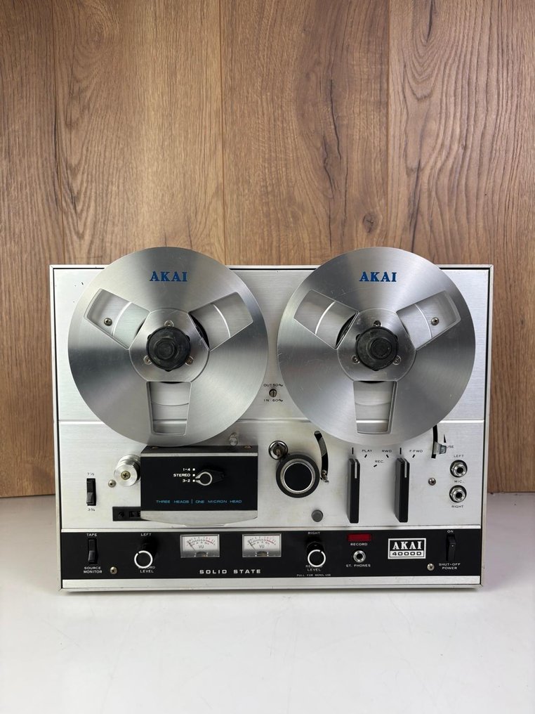 Akai - 4000D Hjul til hjul-lyd #1.0