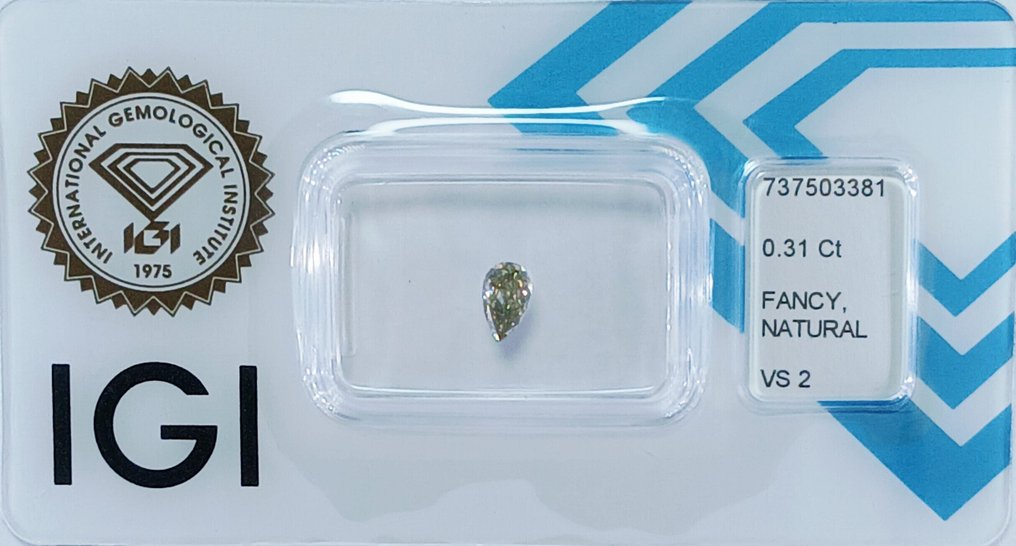 没有保留价 - 1 pcs 钻石  (天然色彩的)  - 0.31 ct - 梨形 - Fancy 绿色, 稍帶棕色的 黄色 - VS2 轻微内含二级 - 国际宝石研究院（IGI） #1.0