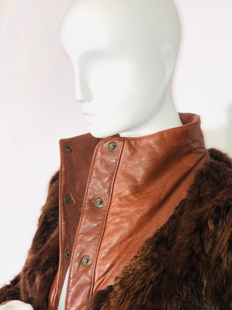 Artisan Furrier - Fur coat #1.0