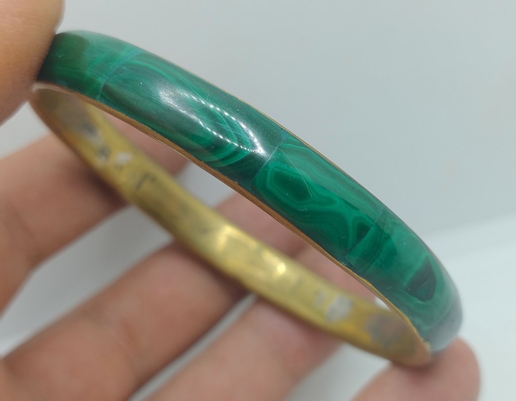 Beautiful Natural Malachite Bacelet- 33 g #1.0