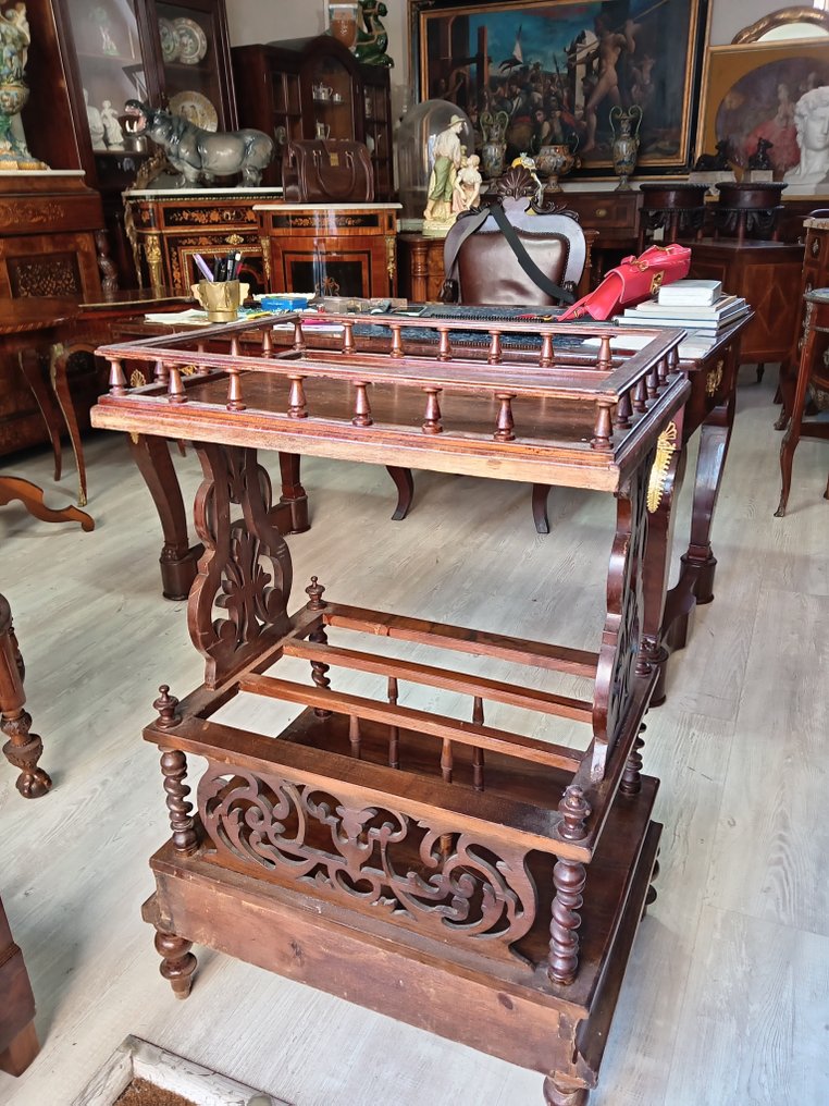 Bookends - Wood #1.0