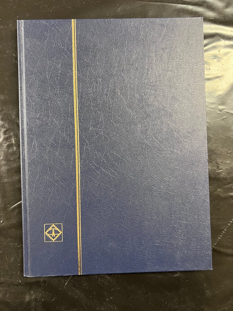 World - Opruim Doos World in 11 albums #1.0