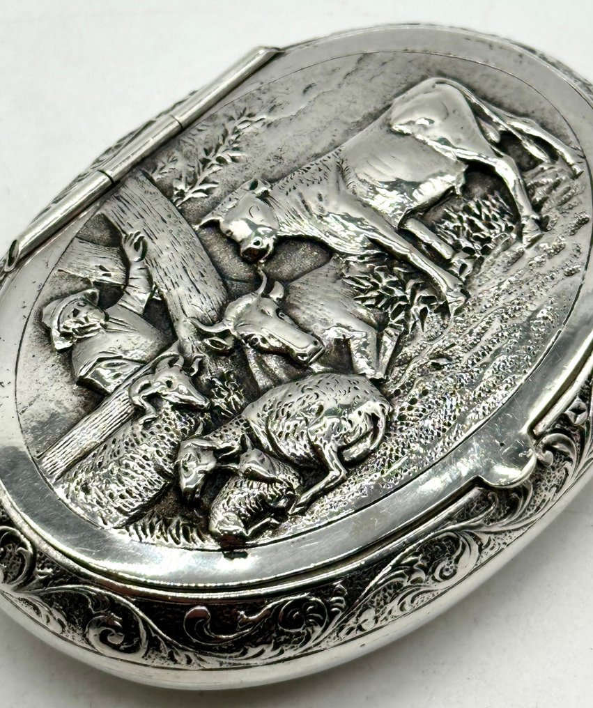 No reserve- Grote antieke zilveren Snuif/pillendoos met oud Hollands landschap tafereel - Izaak Vos & Aldert Schoorl (Vos & co) Haarlem 1915-1919 - Boîte de tabac à priser - Argent #2.1
