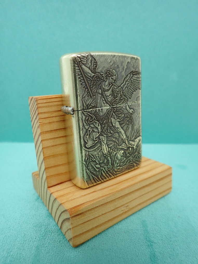 Zippo - Zippo Custom - Archangel Michael - Zonder minimumprijs - Aansteker - Messing #1.0