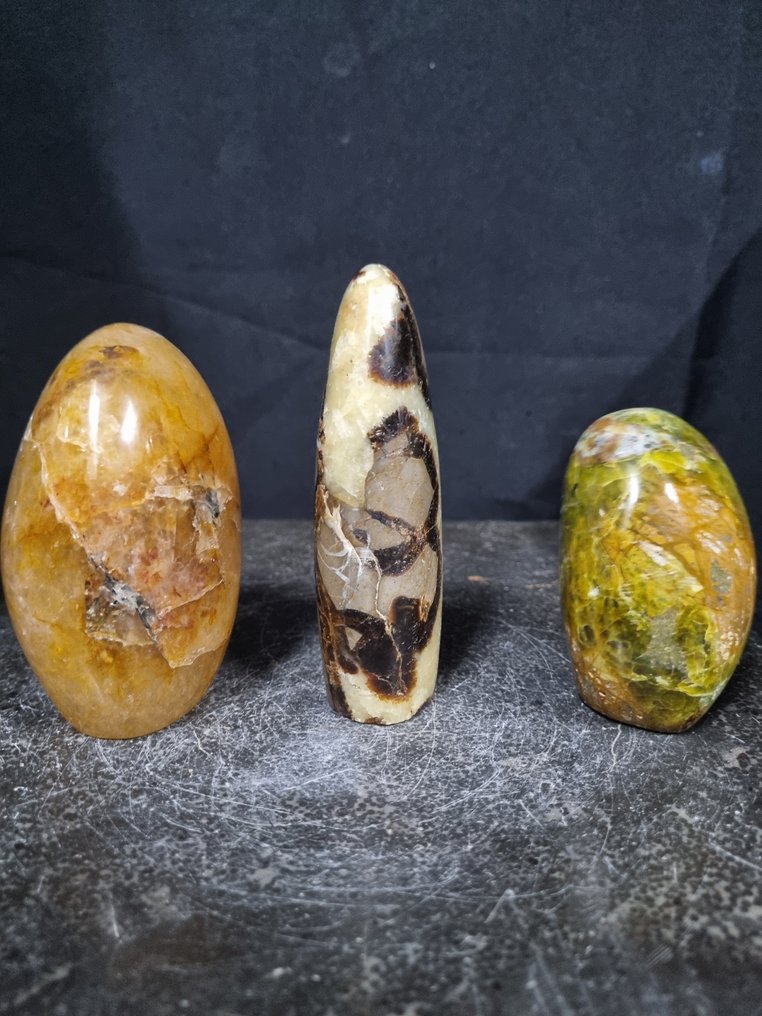 HQ set of 3 sculptures, green opal, septaria, golden healer - 10.5 - 7.8 cm Freeform- 1268 g #4.3