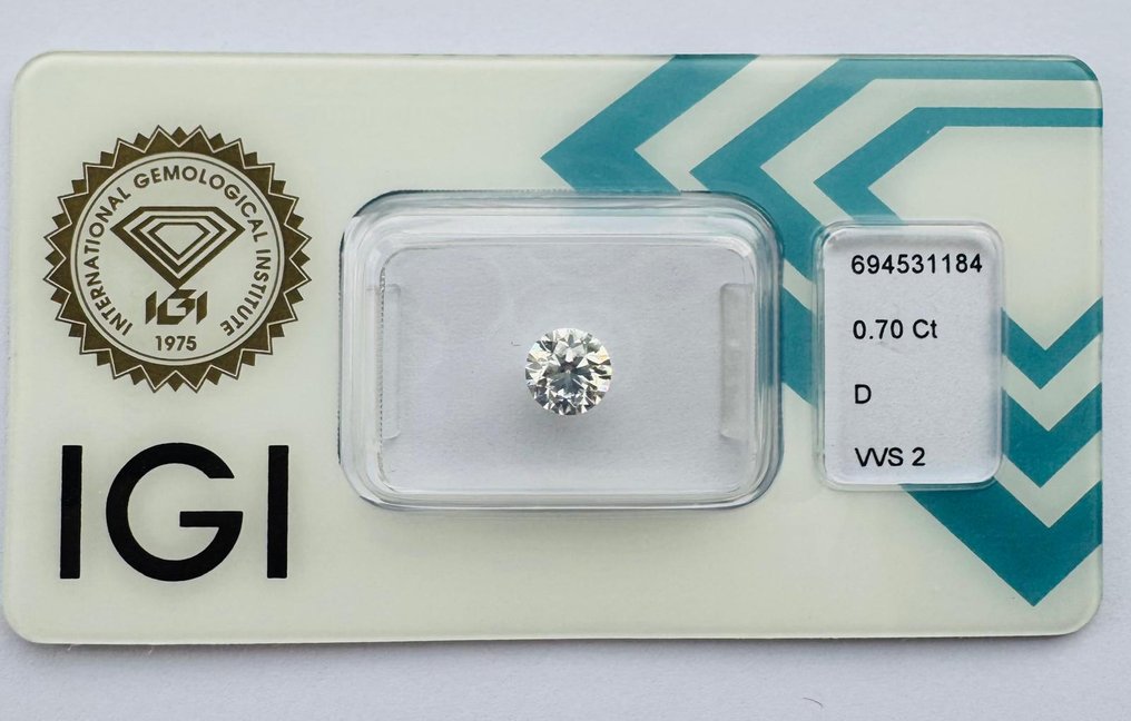 Ingen reservasjonspris - 1 pcs Diamant (Naturlig) - 0.70 ct - Rund - D (fargeløs) - VVS2 - Det internasjonale gemologiske institutt (IGI) - *VG EX* #1.0