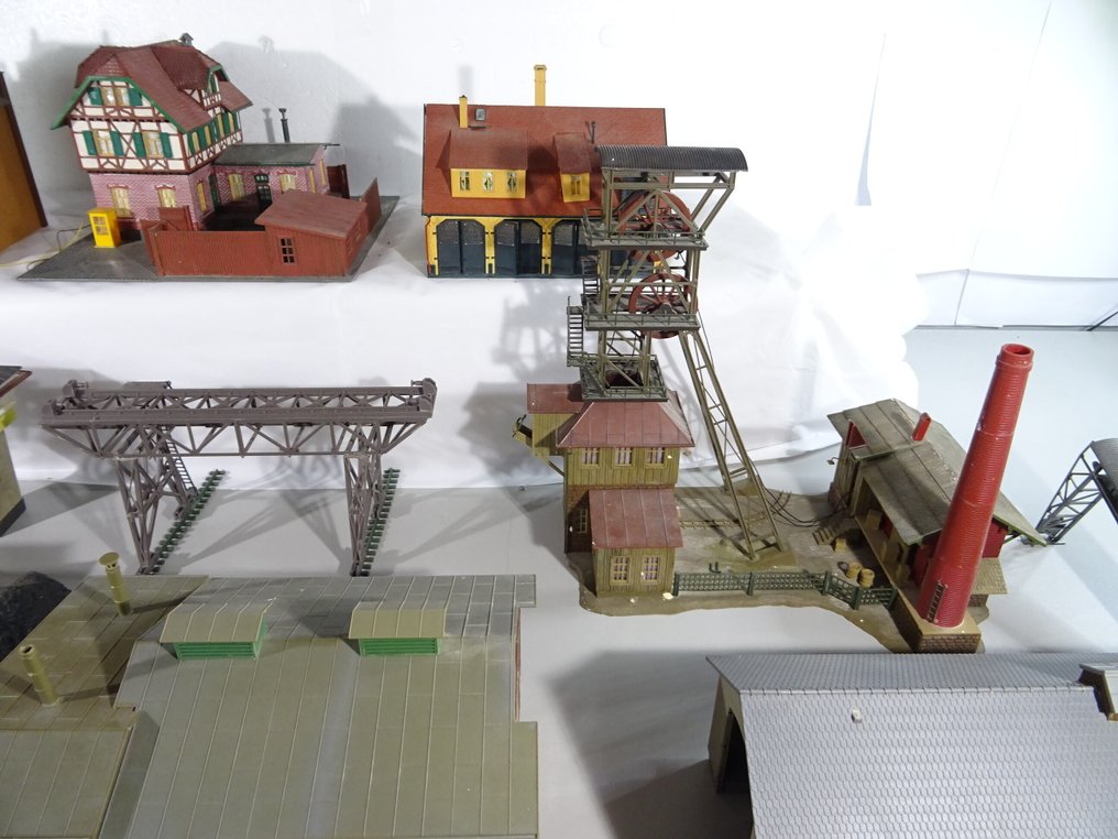 Faller, Vollmer, Kibri H0 - Τοπίο τρένου μοντελισμού (18) - 18 τμηματική εργοστασιακή εγκατάσταση κτίρια/οικήματα #4.3