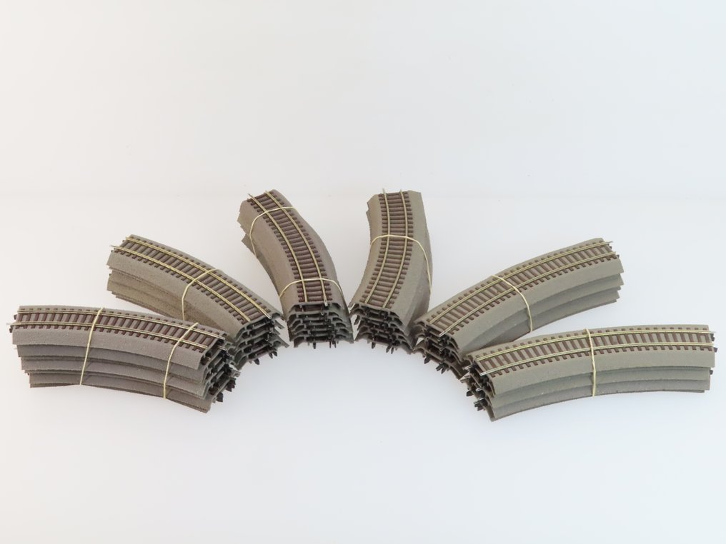 Roco H0 - 42522/42523 - Γραμμές τρένου μοντελισμού (38) - 38 τεμαχίων σιδηροδρομική γραμμή με ευθύγραμμες τμηματικές γραμμές, Roco Line. #1.0