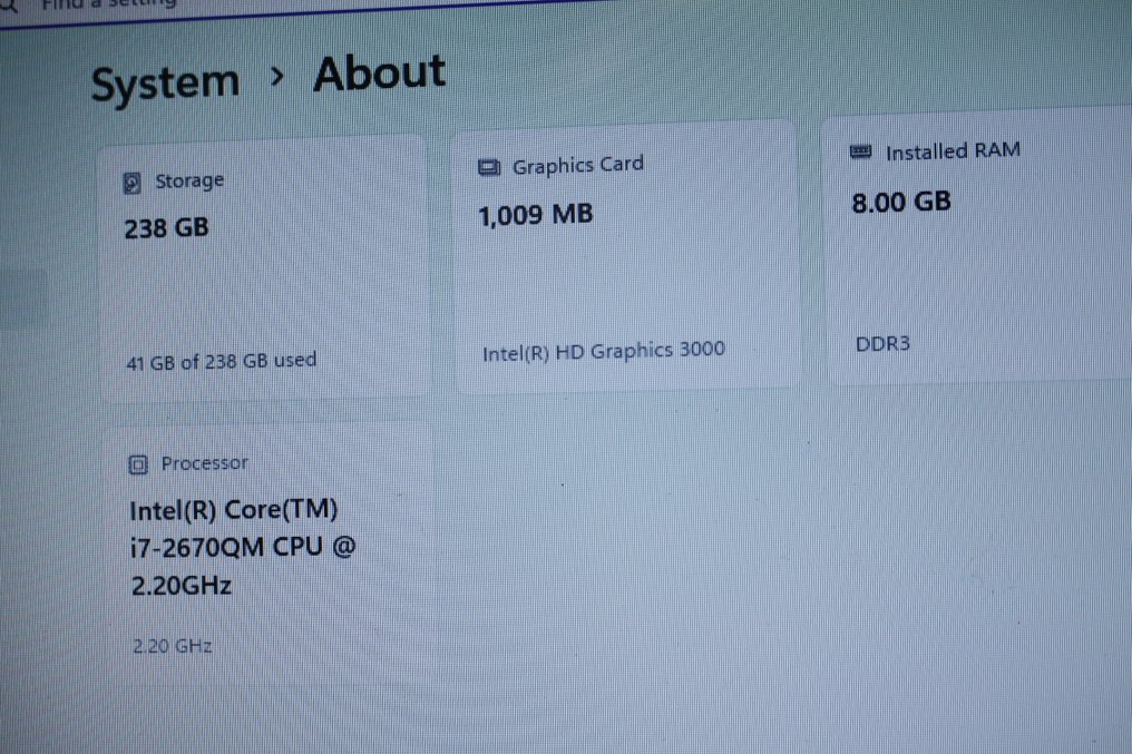 Powerful multimedia notebook: HP Pavilion dv7 - Intel Core i7-2670QM Quadcore CPU, 8GB RAM, 256GB SSD - Bærbar computer - Radeon HD 7400M - Windows 11 #3.2